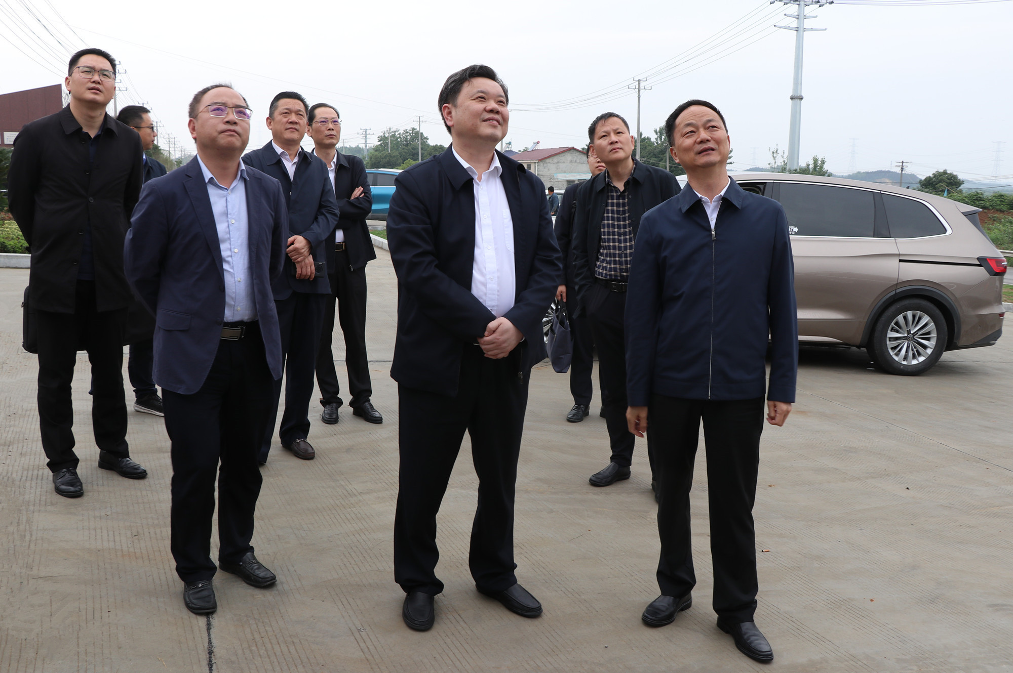 0524省地方金融监管局调研组来我市调研指导企业上市工作1_副本_副本.jpg