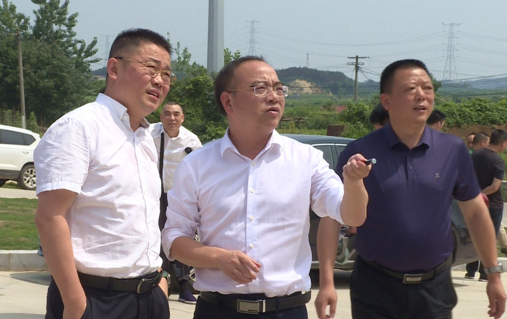 省发改委调研_副本.jpg
