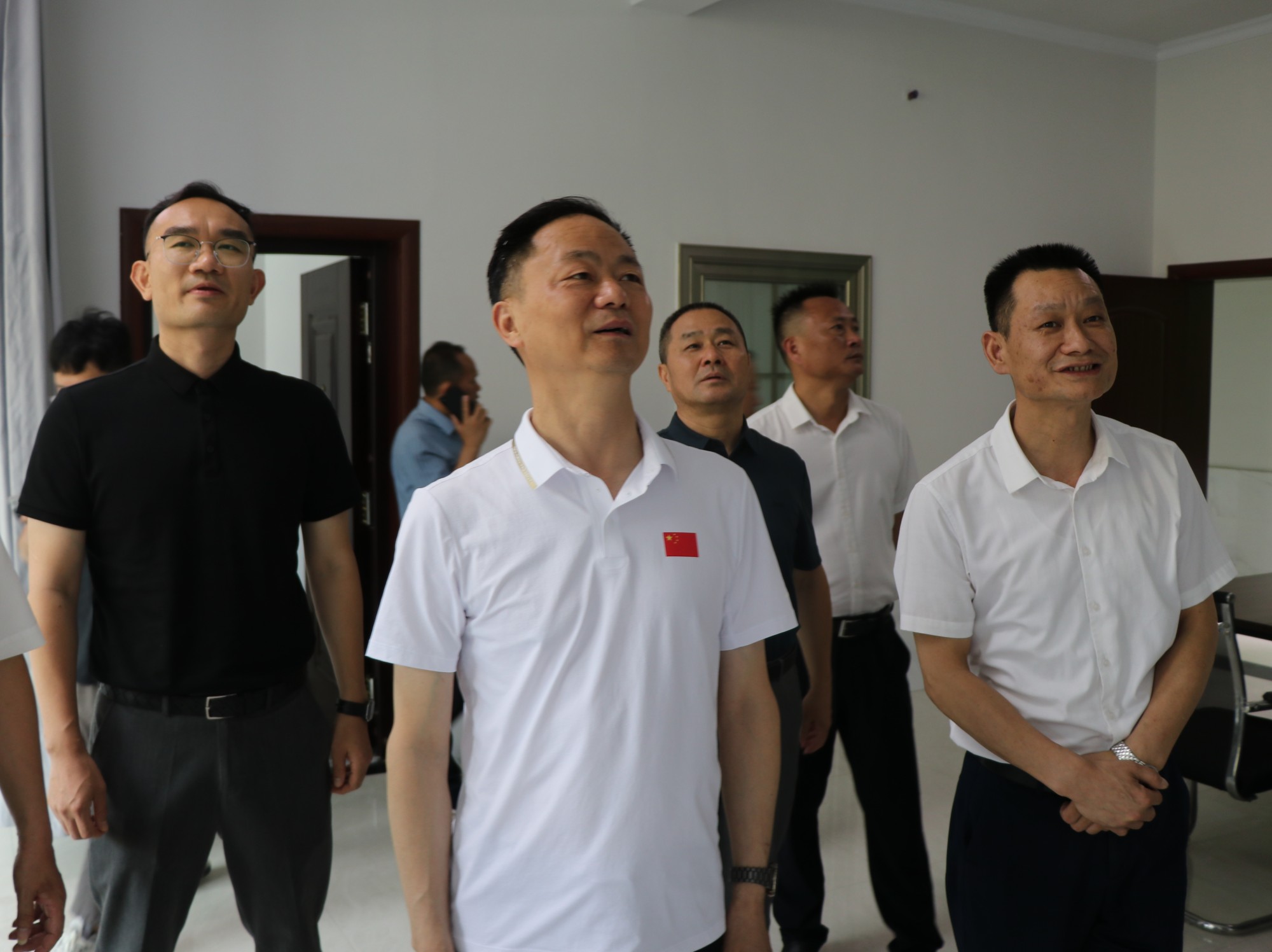 书记巡林.jpg1.jpg
