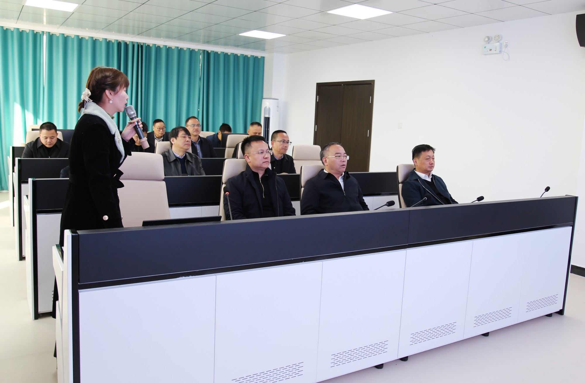 市长交通.jpg