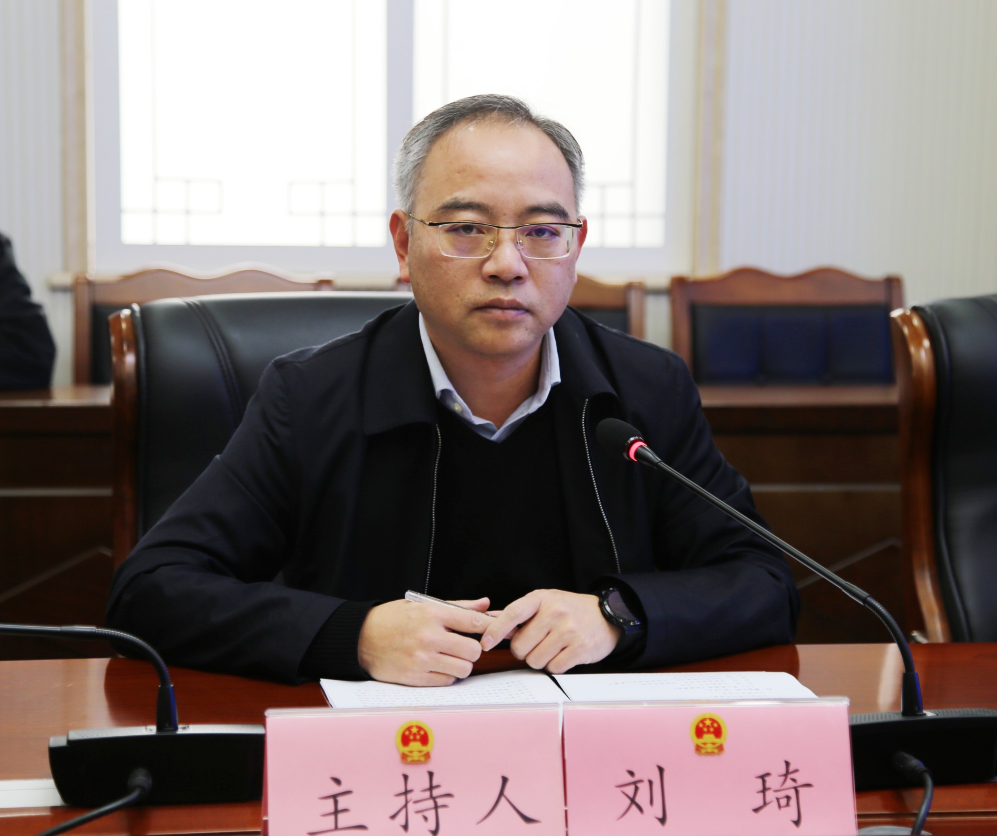 市长座谈.jpg1.jpg