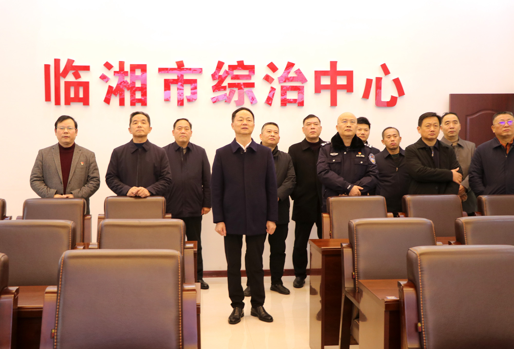 12.18书记调研政法委_副本.jpg