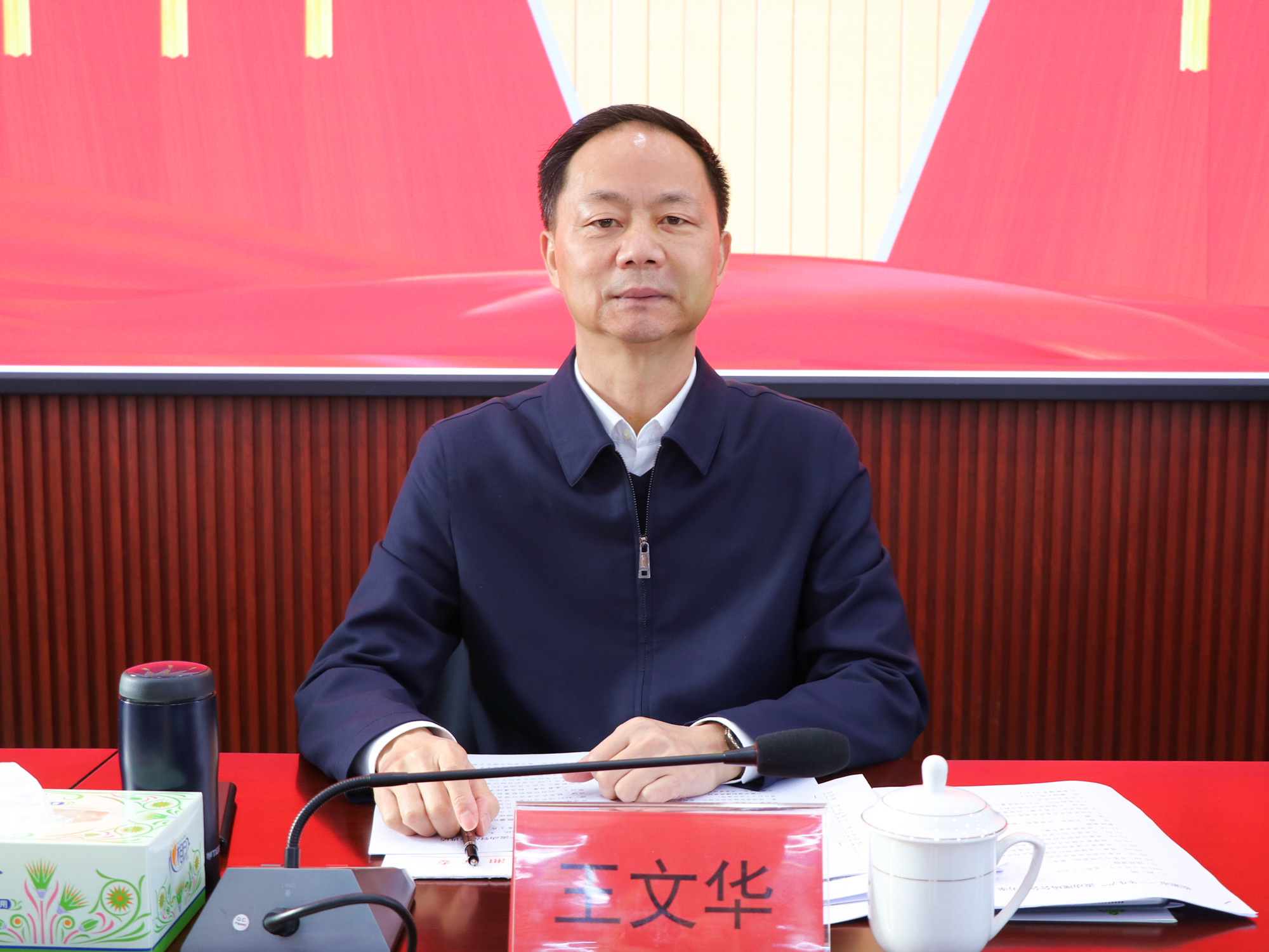 1.9书记市长 临湘市三冬生产流动现场会会议2_副本.jpg