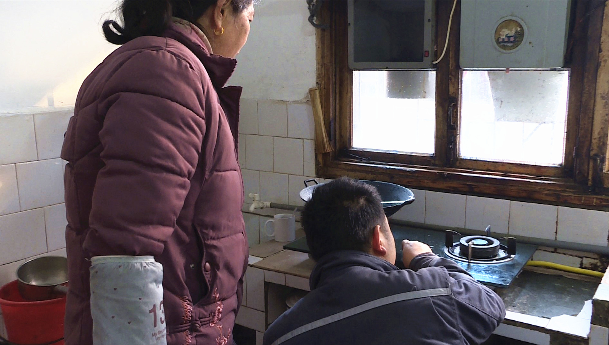 0109 守护千家万户“烟火气” 老旧燃气设施改造进行时010_副本.jpg
